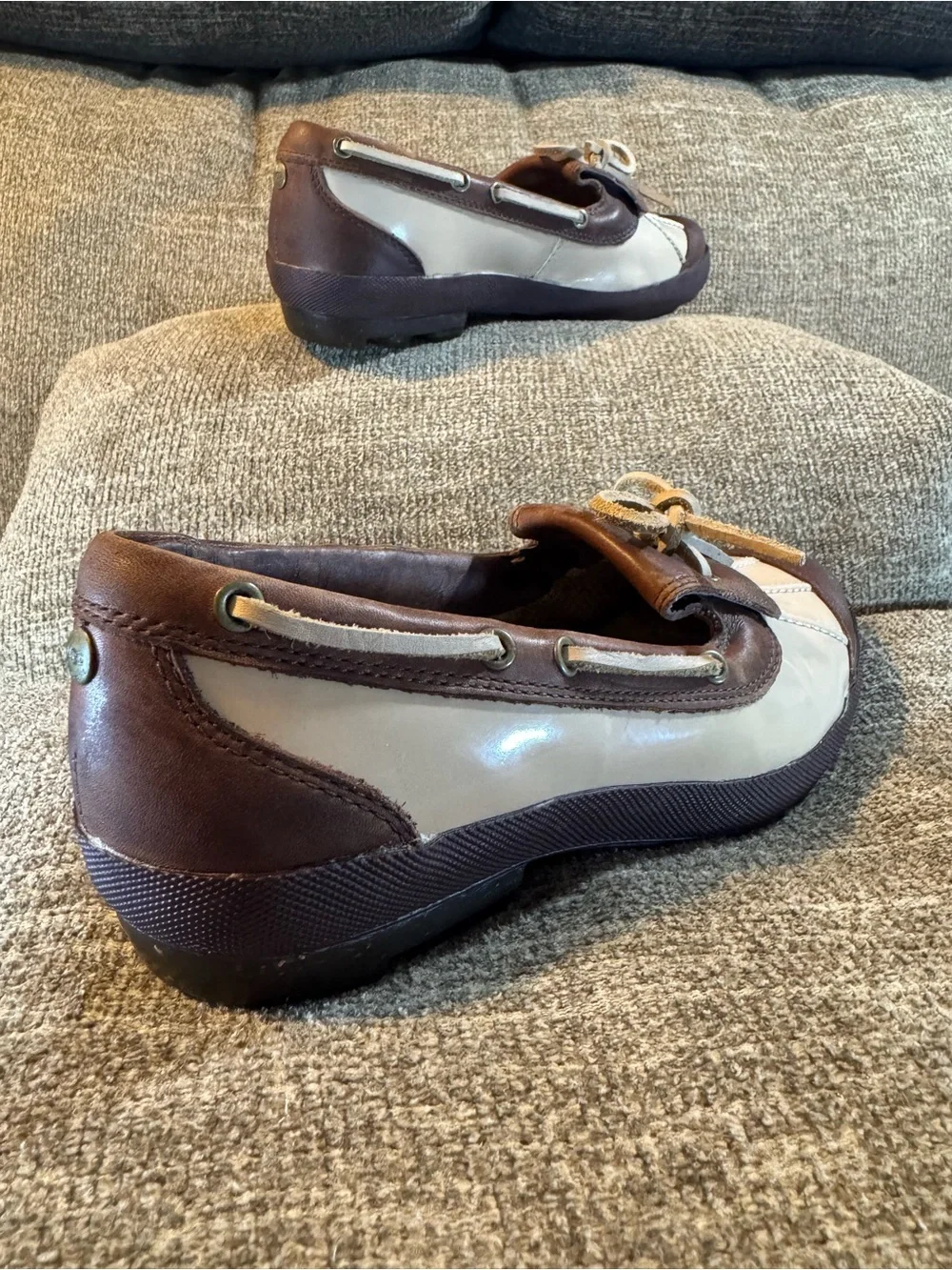 UGG box casual